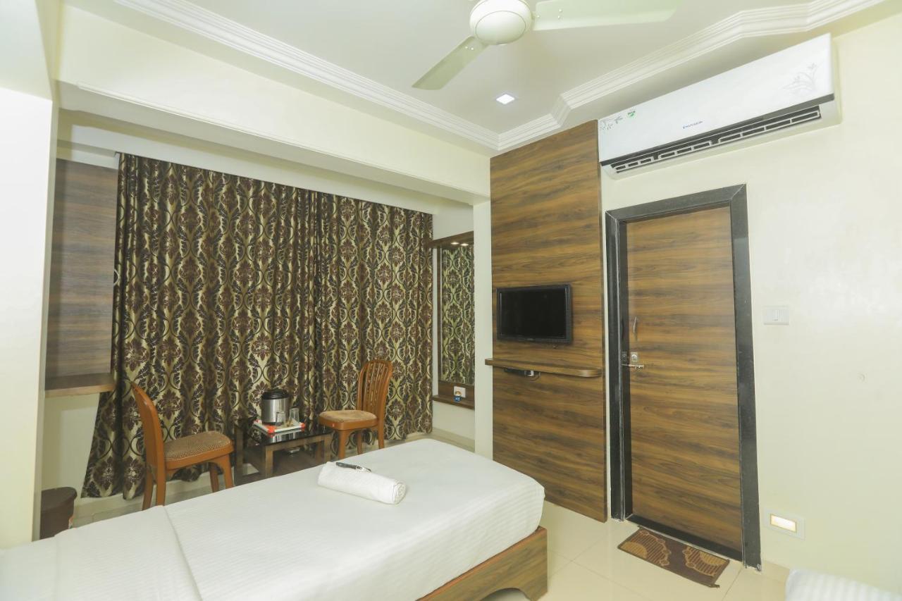 Hotel Mid Town Bombay Exterior foto